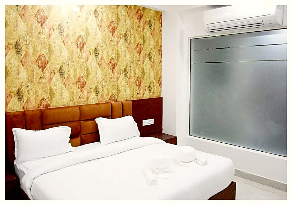 Goroomgo Ganga Amrit Near Ganga River Haridwar