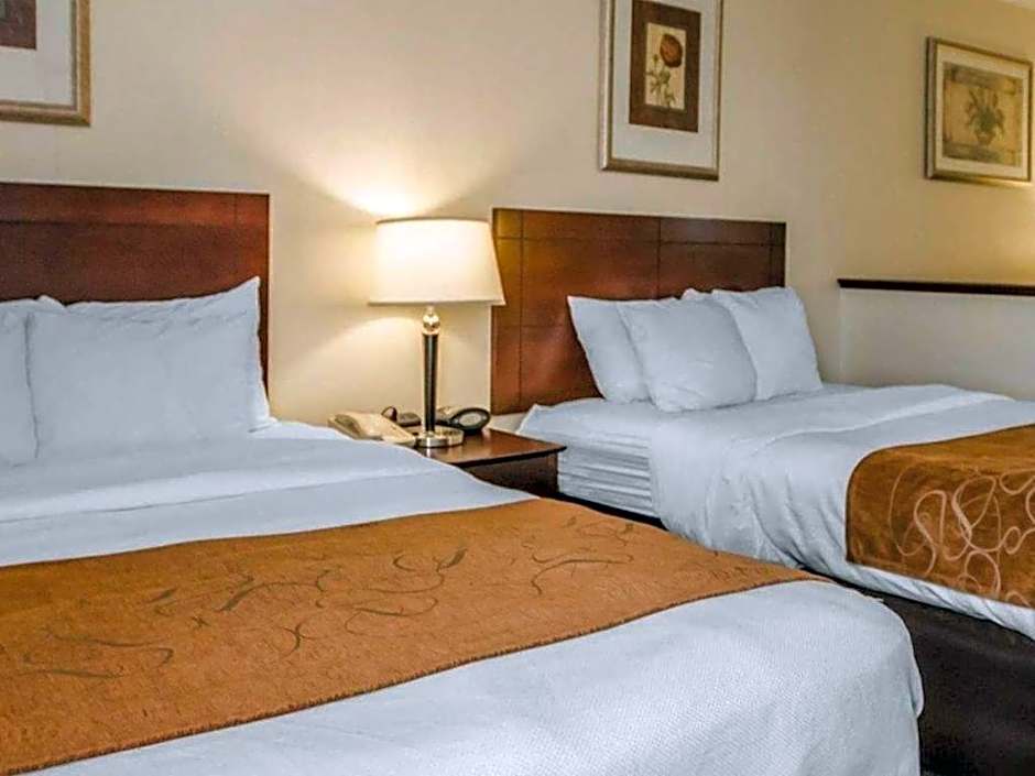 Quality Suites Jeffersonville - Louisville North