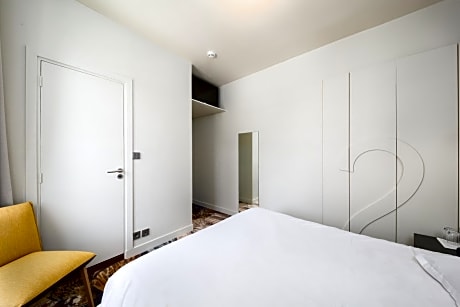 Small Double Room with Square View