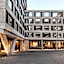 Ola Santiago Providencia, Tapestry Collection by Hilton