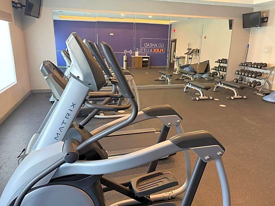 Holiday Inn Express & Suites Austin South-Buda by IHG