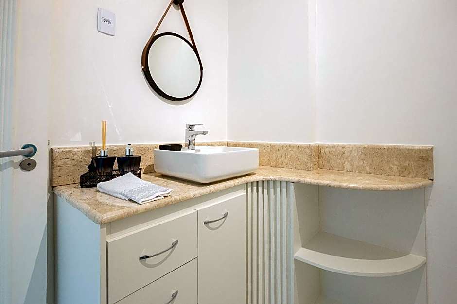 Paradise Found: Copacabana and Comfort United!