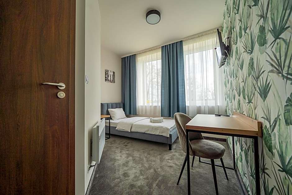 Kelman Inn Global Nowa Sól