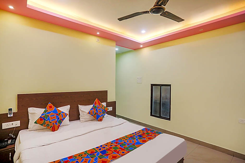 FabExpress Banarasi Kothi