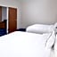 Fairfield Inn & Suites by Marriott Arlington Near Six Flags