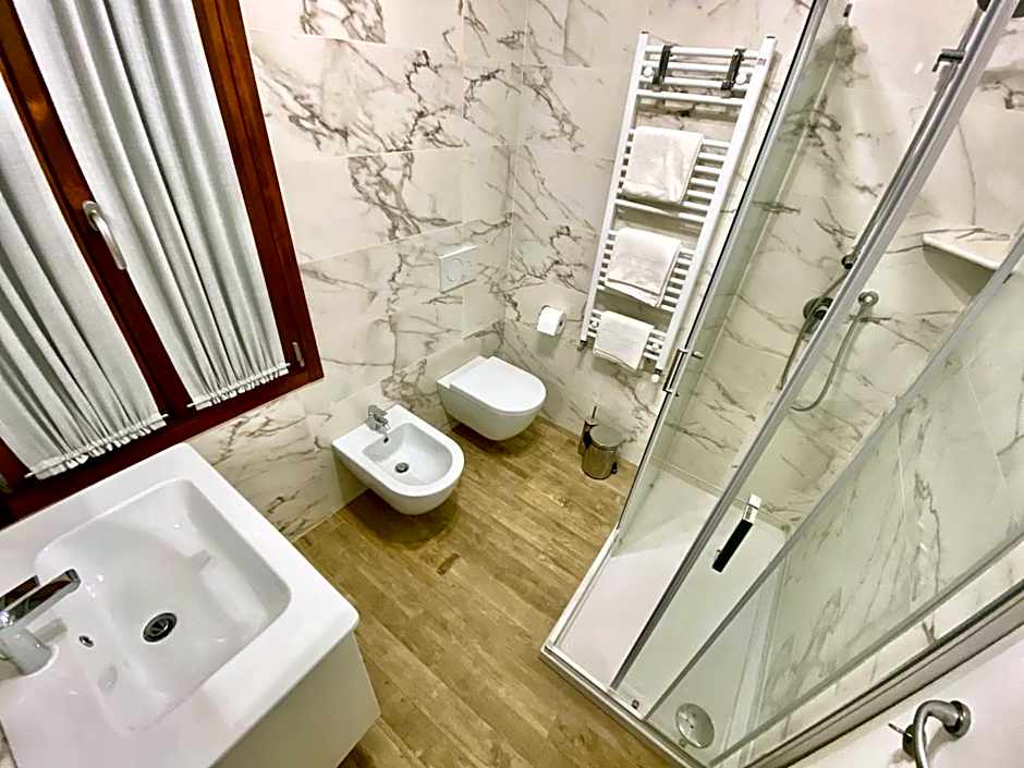 Suite House new apartments wi fi Venice island