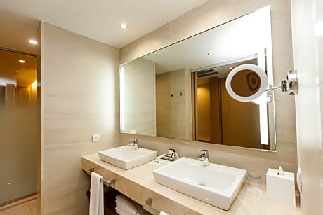 JUNIOR SUITE OCEAN VIEW