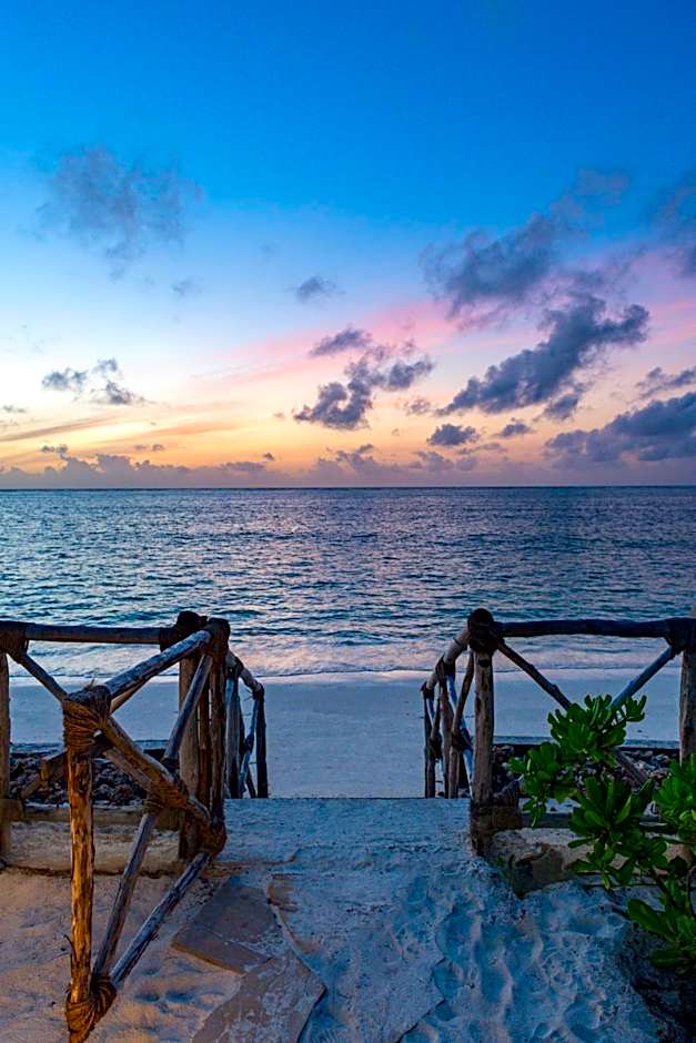 Clove Island Villas & Spa