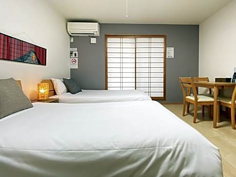 Superior Twin Room - Non-Smoking