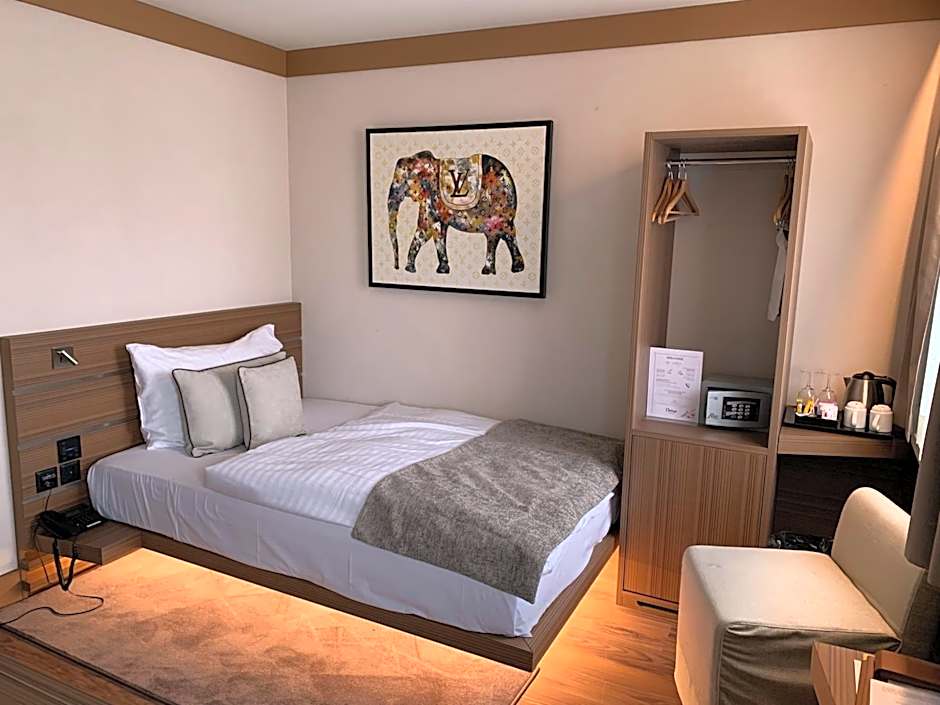 Hôtel Rallye & Entrées aux Bains de la Gruyère