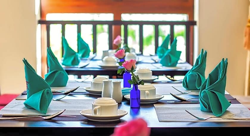 Lantana Riverside Hoi An Hotel