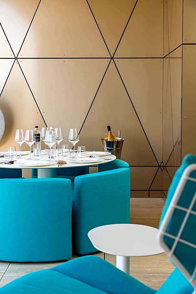 The Promenade Luxury Wellness Hotel