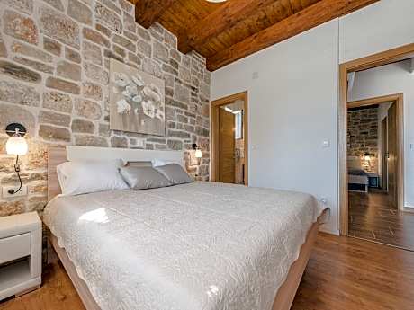 Private Pool Villa in Sukosan