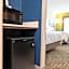 Holiday Inn Express & Suites - San Jose Silicon Valley By IHG