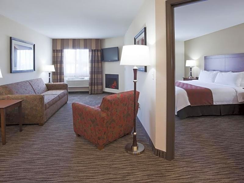 GrandStay Hotel and Suites Parkers Prairie