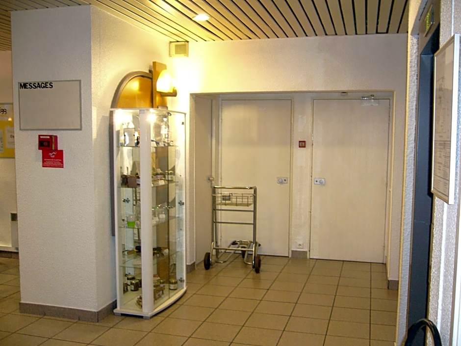 EGG HOTEL - HOTEL LES GENS DE MER Dieppe