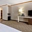 Hilton Garden Inn Grand Forks-Und