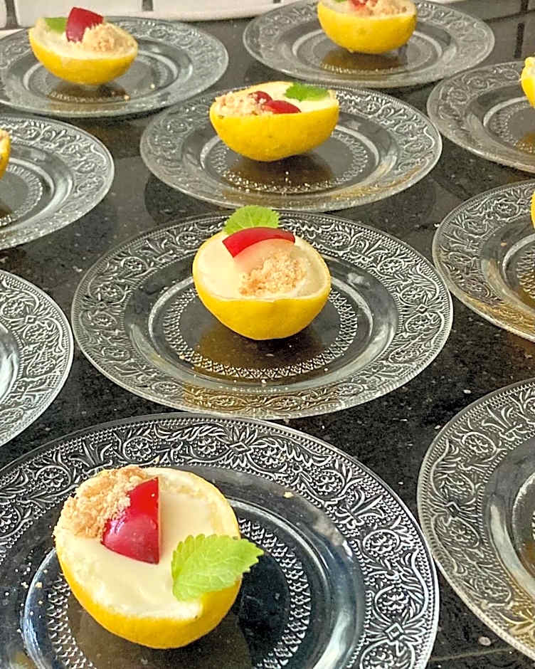 CheRiedel Bed & Breakfast & Art Gallery