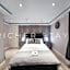 Hackney Suites - En-suite rooms & amenities
