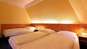 Hotel Astro