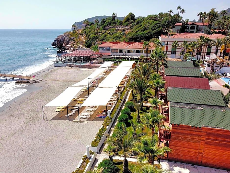 Green Paradise Beach Hotel