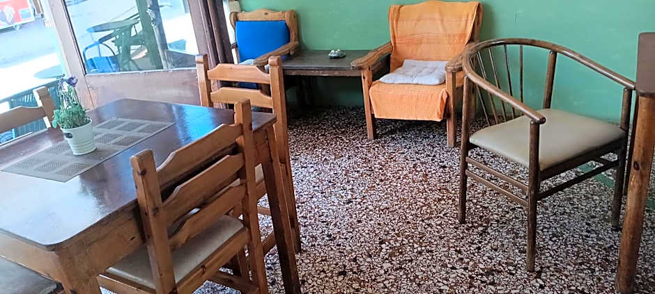 Hotel zakros rooms-restaurant