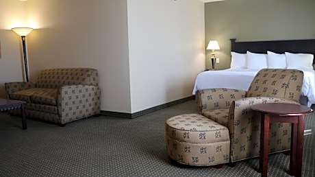 King Suite with Sofa Bed - Non-Smoking