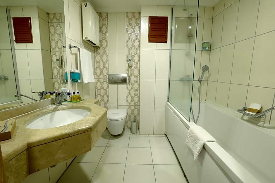 Crystal Kaymakli Hotel & Spa