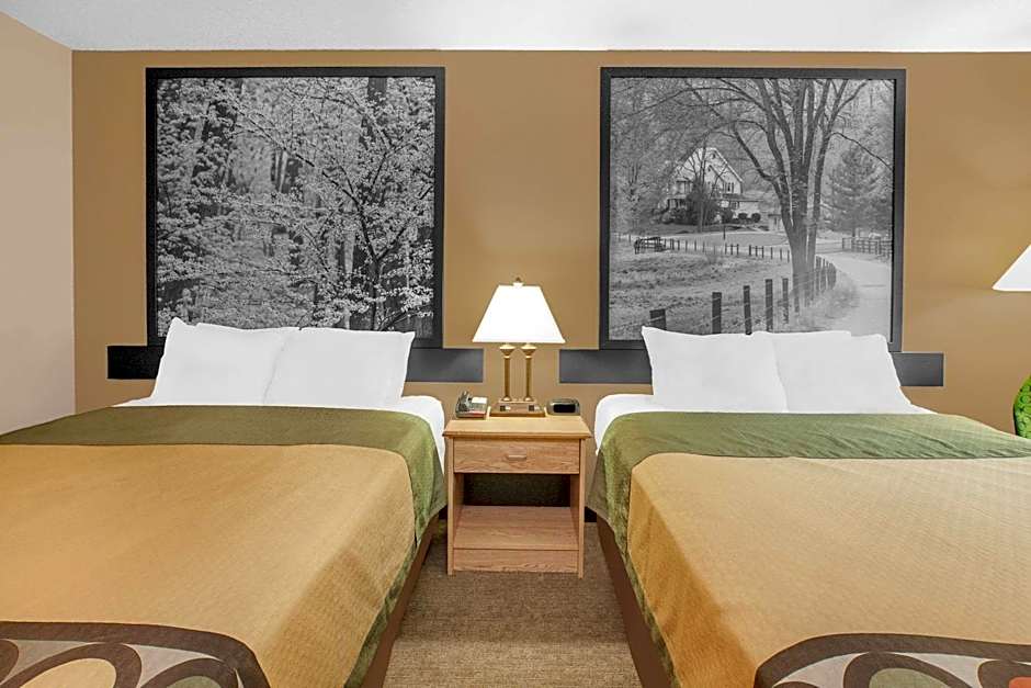 Super 8 by Wyndham Seville