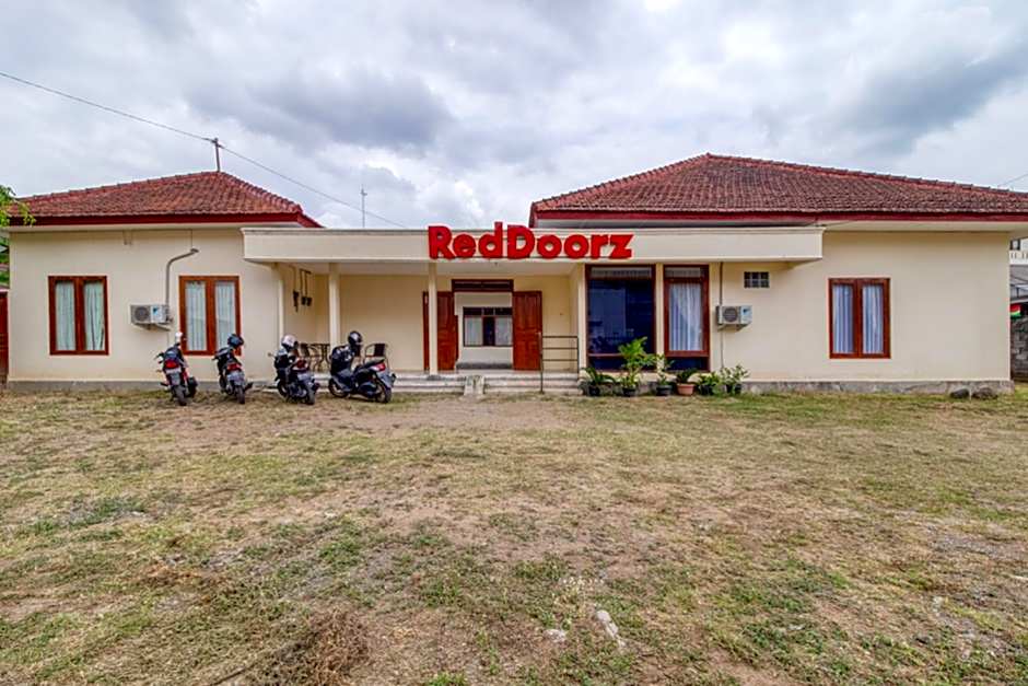 RedDoorz near Universitas Gajah Mada