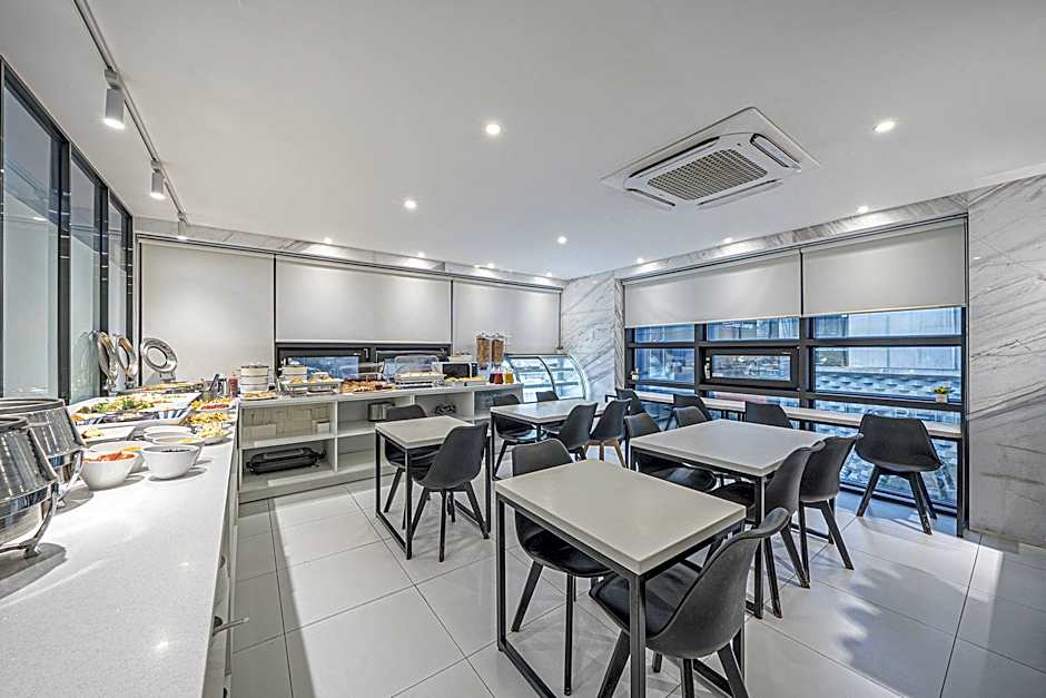 Daegu Dongseongro Hotel Labella