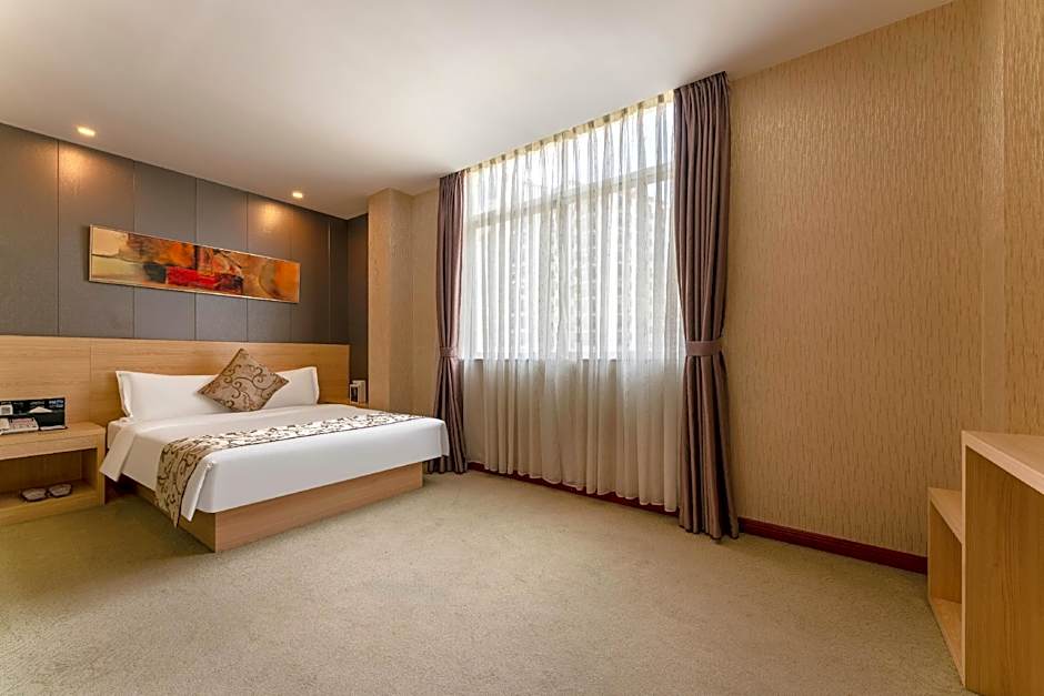 Kaiping Sanbu Junying Hotel
