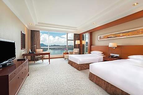 Executive Lake View Twin Room