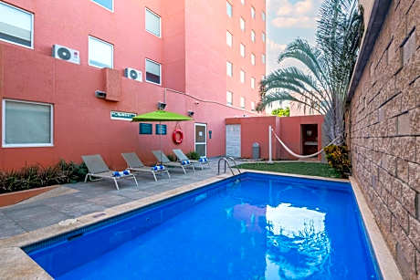 City Express Junior by Marriott Merida Altabrisa