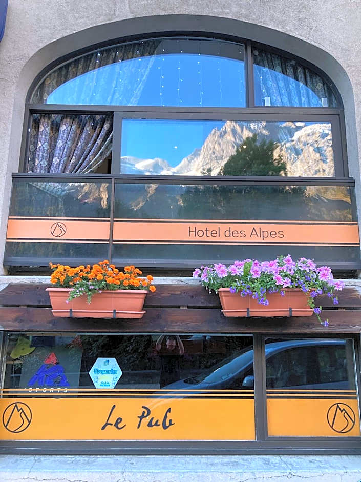 Hôtel des Alpes - Skiers & Bikers Lodge