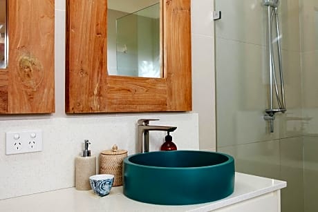 One-Bedroom Suite - Kentia