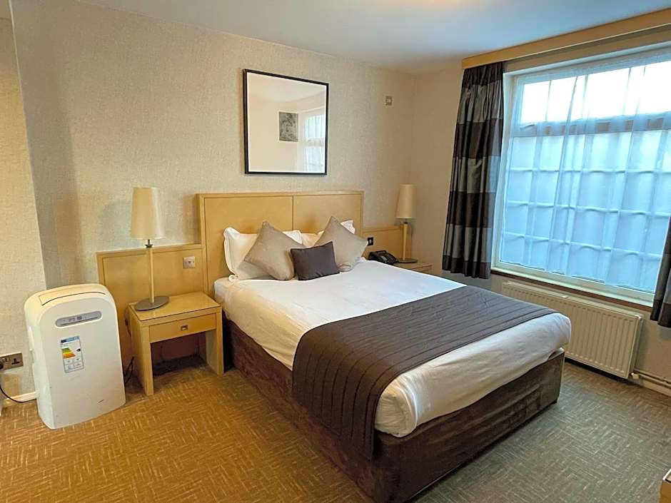 Best Western Homestead Court Hotel