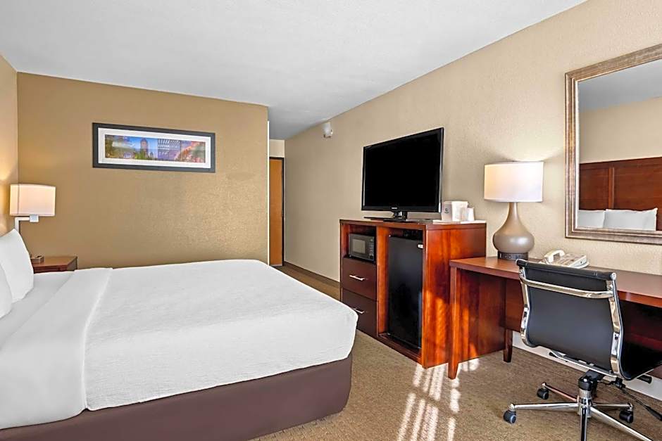 Quality Suites Irving-Las Colinas