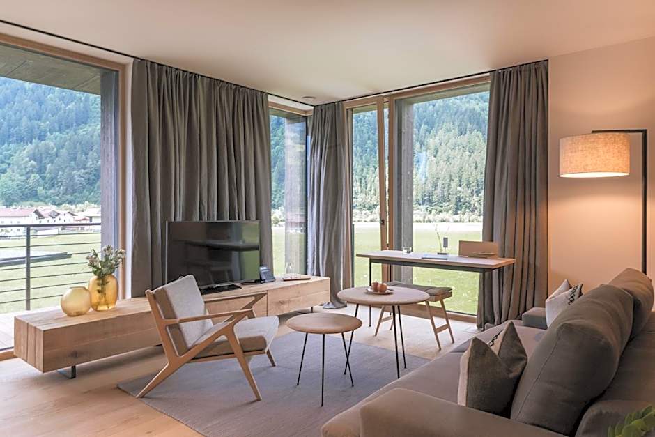 zelloon boutique hotel