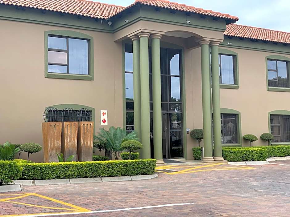 Royal Hotel