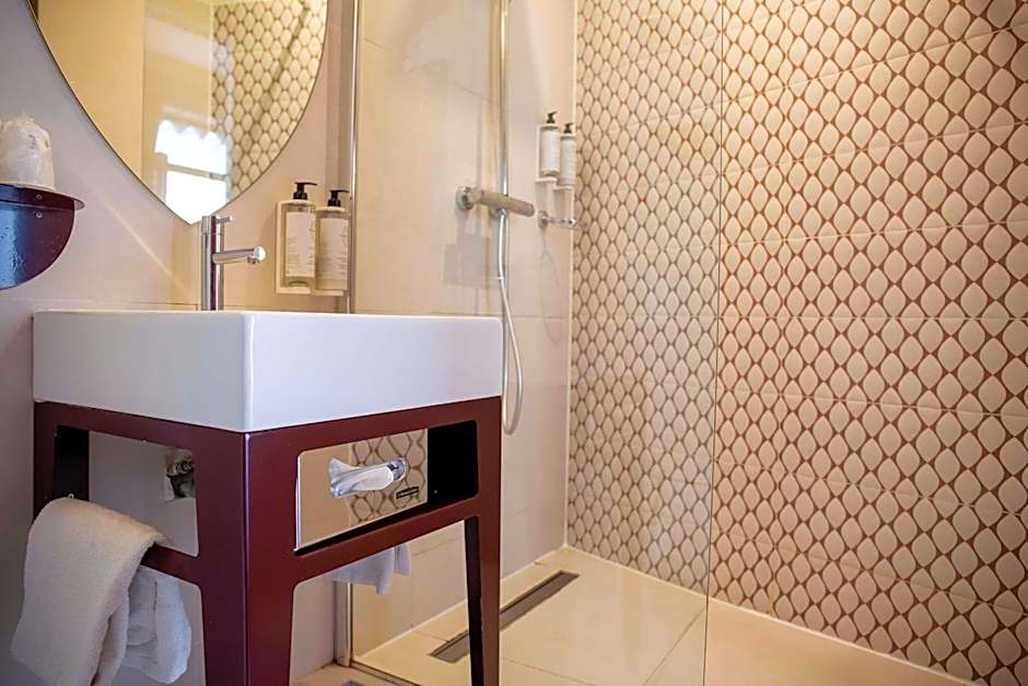 Grand Hotel Du Midi Chateaux & Hotels Collection