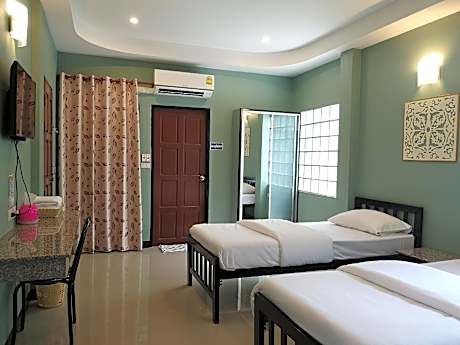 Huaisai Hotel