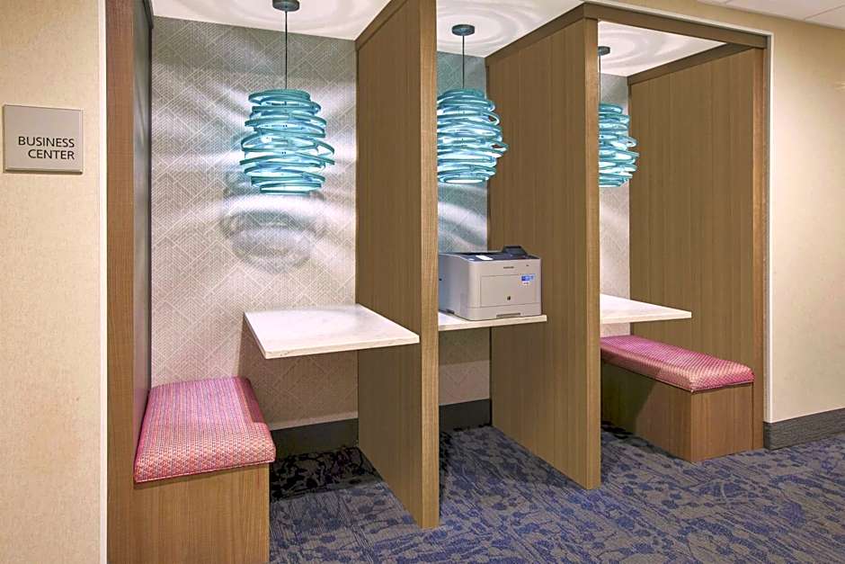 Hampton Inn By Hilton & Suites Oakwood Village-Cleveland