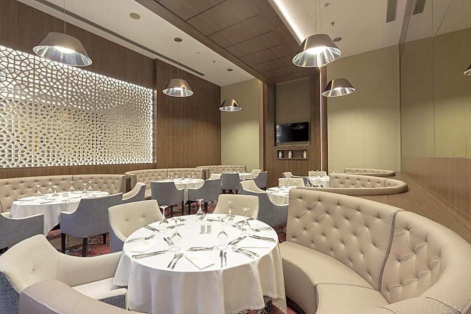 AZ Hotels Grand Oran