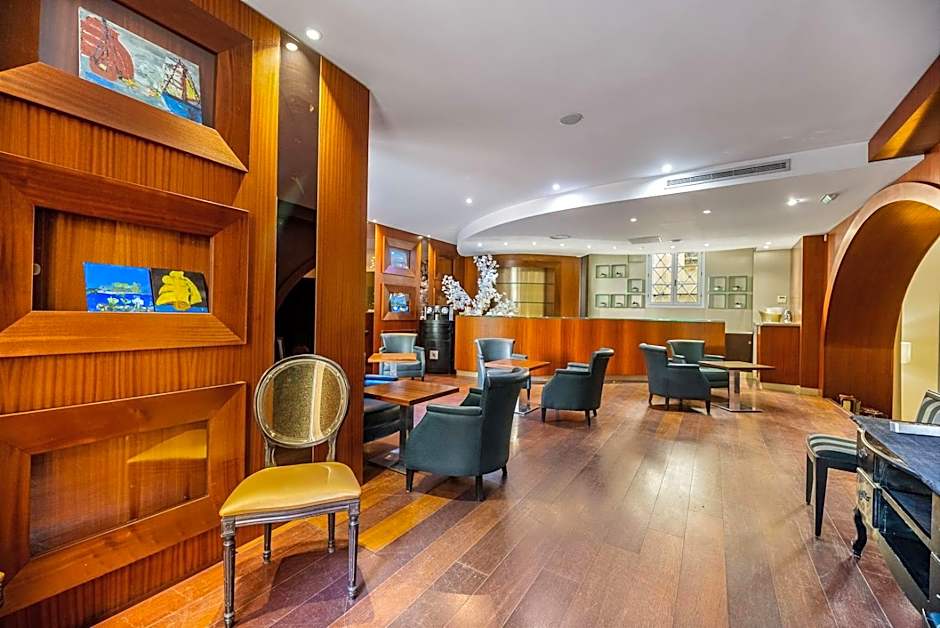 Hotel POZZO DI BORGO