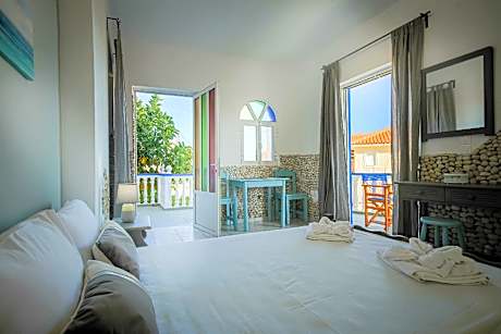 Studio (3 Adults)