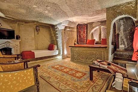 Luxury Triple Room