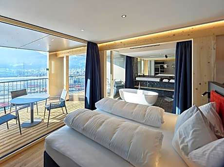Penthouse Suite