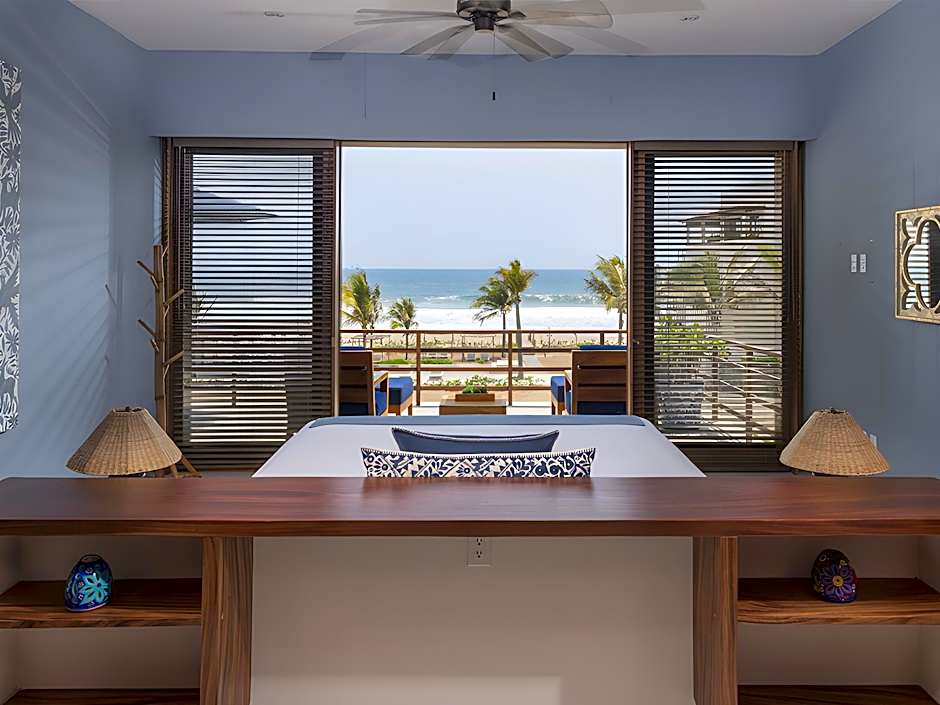 Marea Beachfront Villas