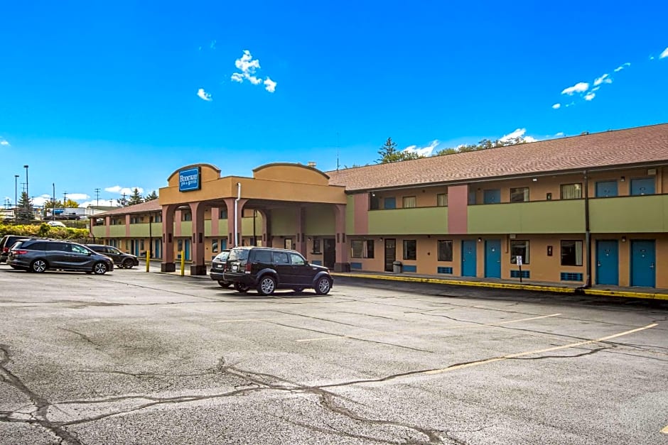 Rodeway Inn & Suites Monroeville-Pittsburgh